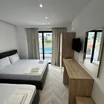 מלון Noa Boutique קסאמיל