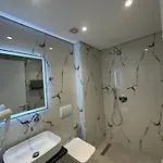 Noa Boutique מלון