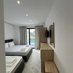Noa Boutique מלון 4*