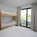 Noa Boutique Hotel 4*