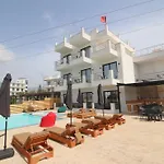 Noa Boutique 4*