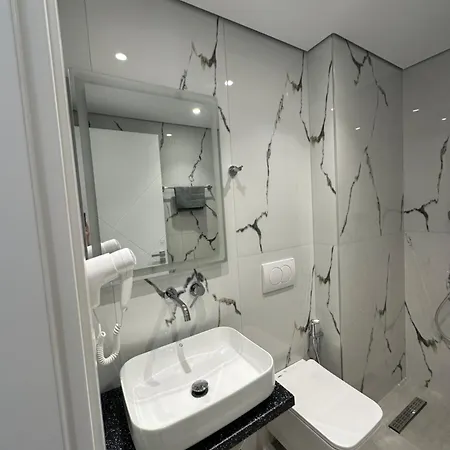 Noa Boutique Hotel 4*