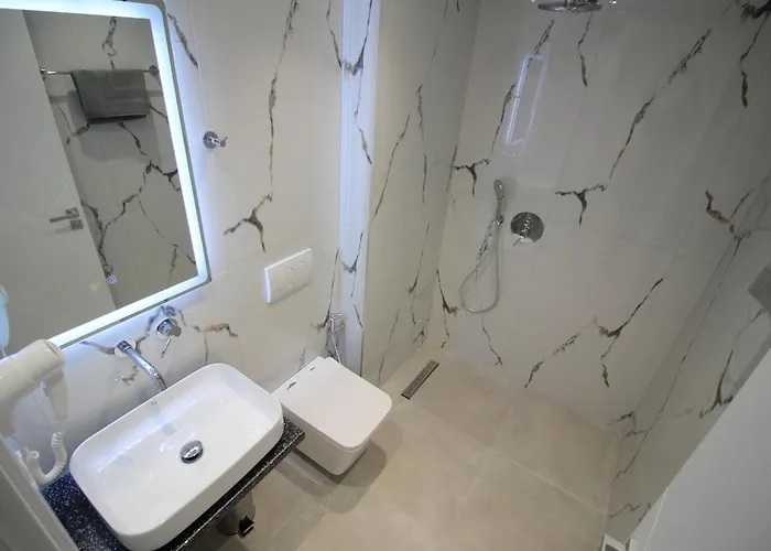 Noa Boutique Hotel 4*